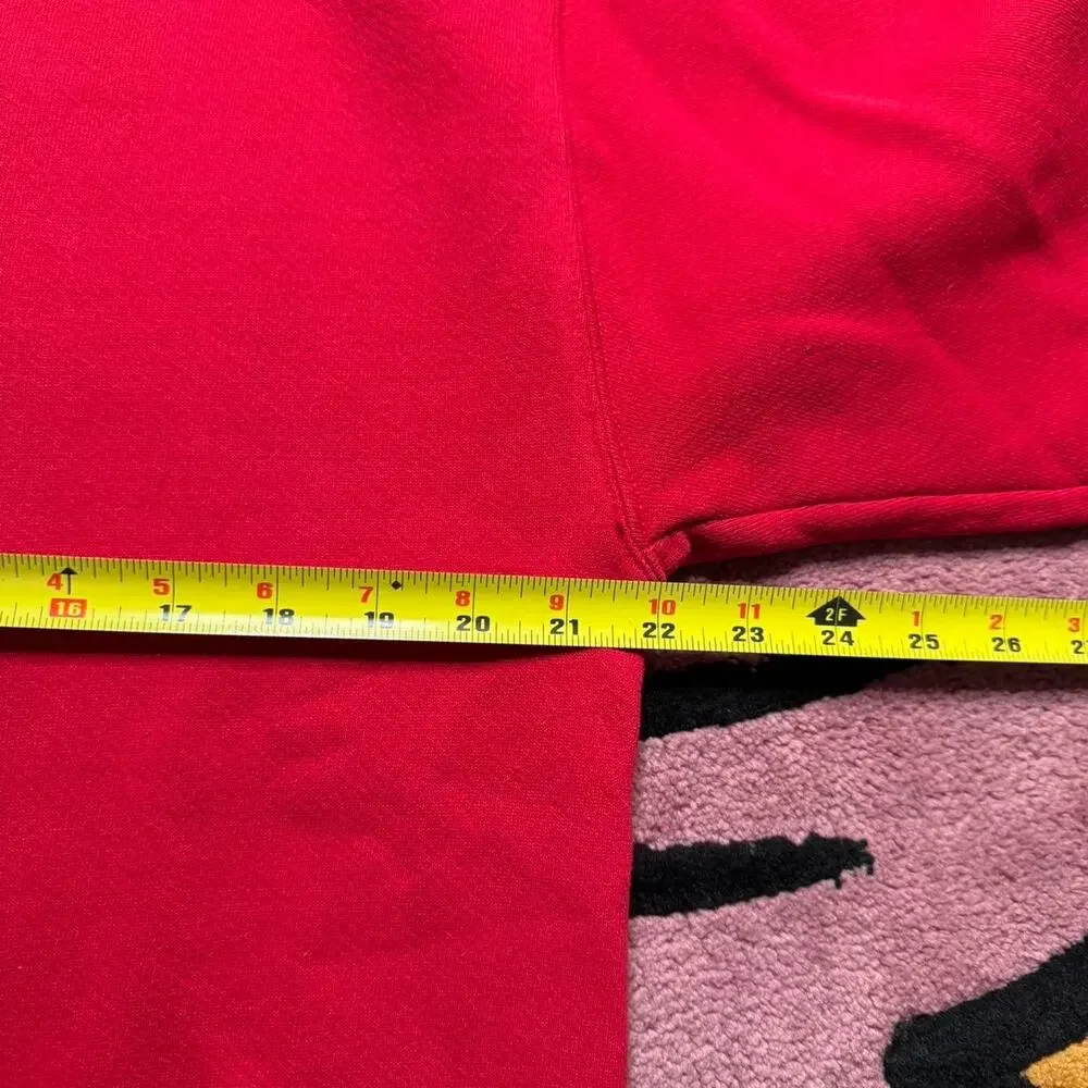Vintage 90’s Disneys Winnie The Pooh Graphic Logo Sweatshirt Size Large Red